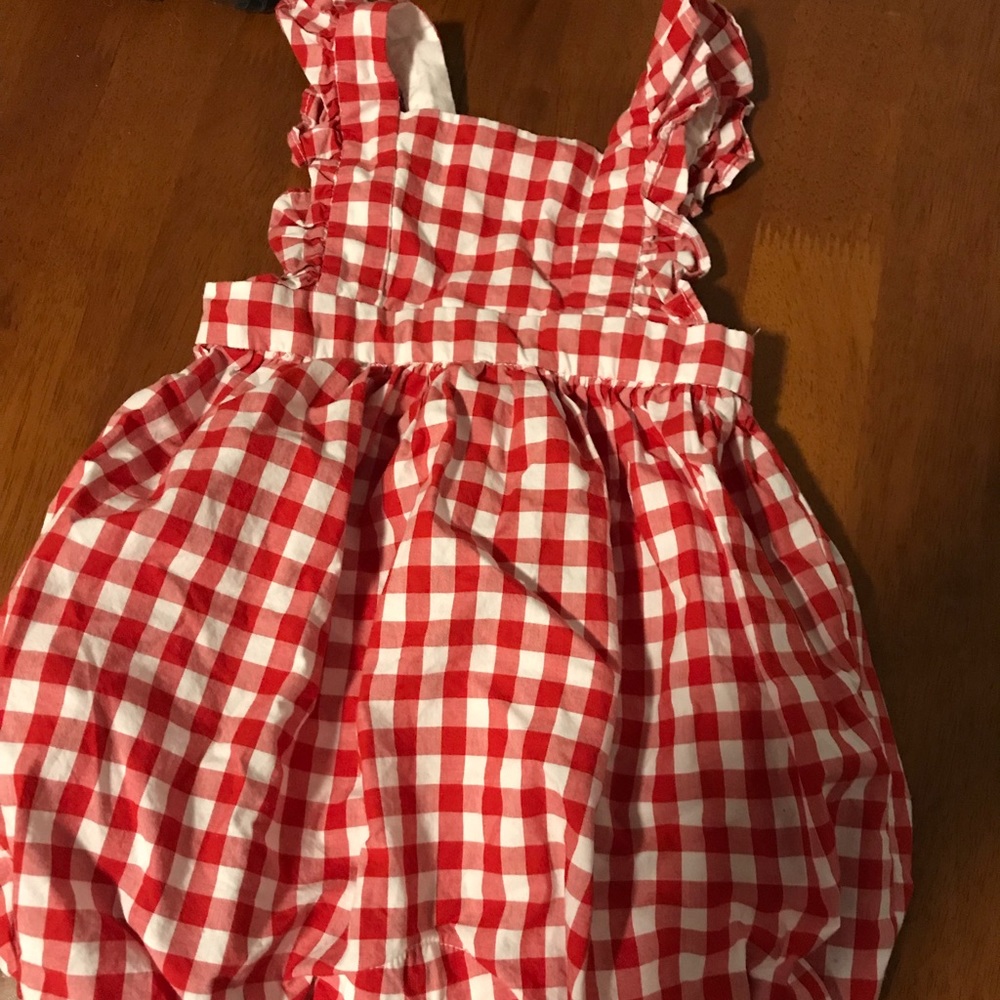 Gap red and white picnic romper 6-12m